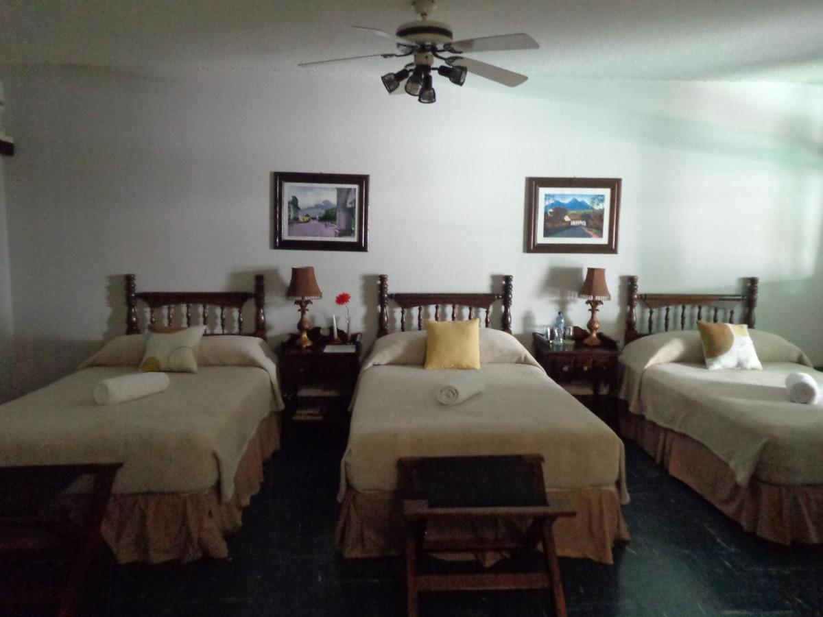 רטאלולאו Hotel Dona Carmen מראה חיצוני תמונה