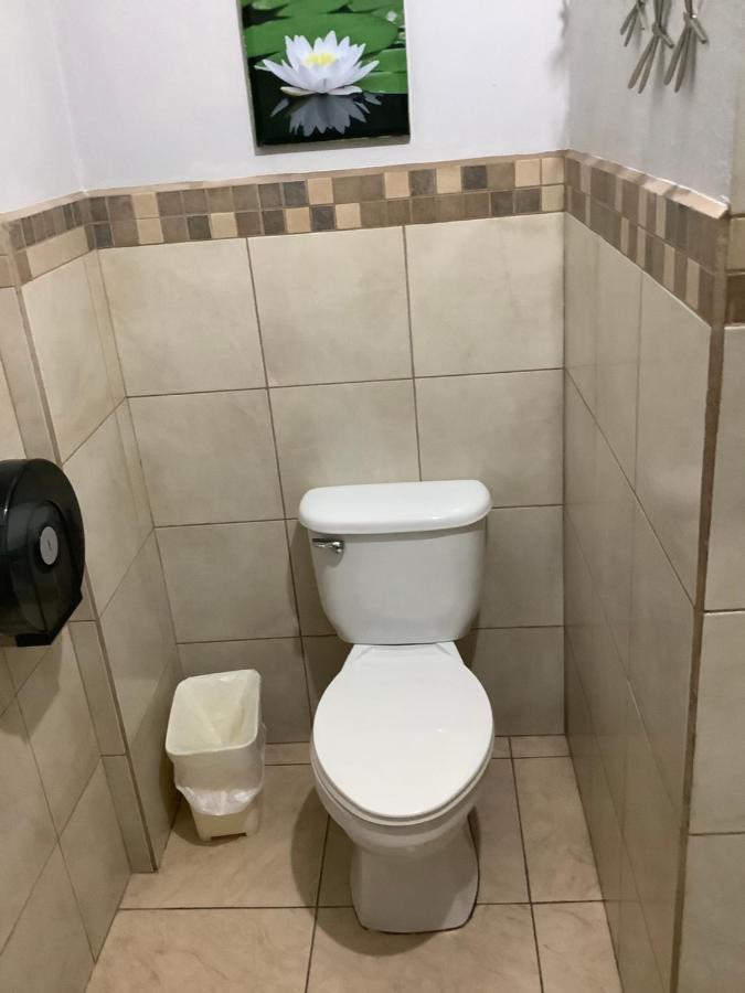 רטאלולאו Hotel Dona Carmen מראה חיצוני תמונה